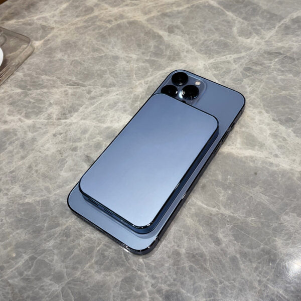 Super Large Capacity Three-in-one Wireless Power Bank - Image 3