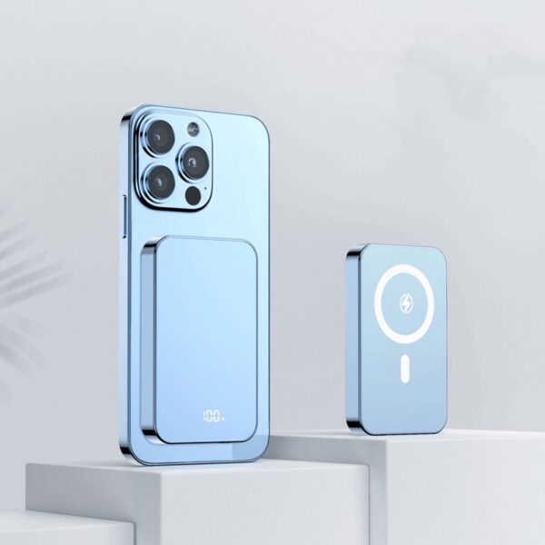 Super Large Capacity Three-in-one Wireless Power Bank - Image 6